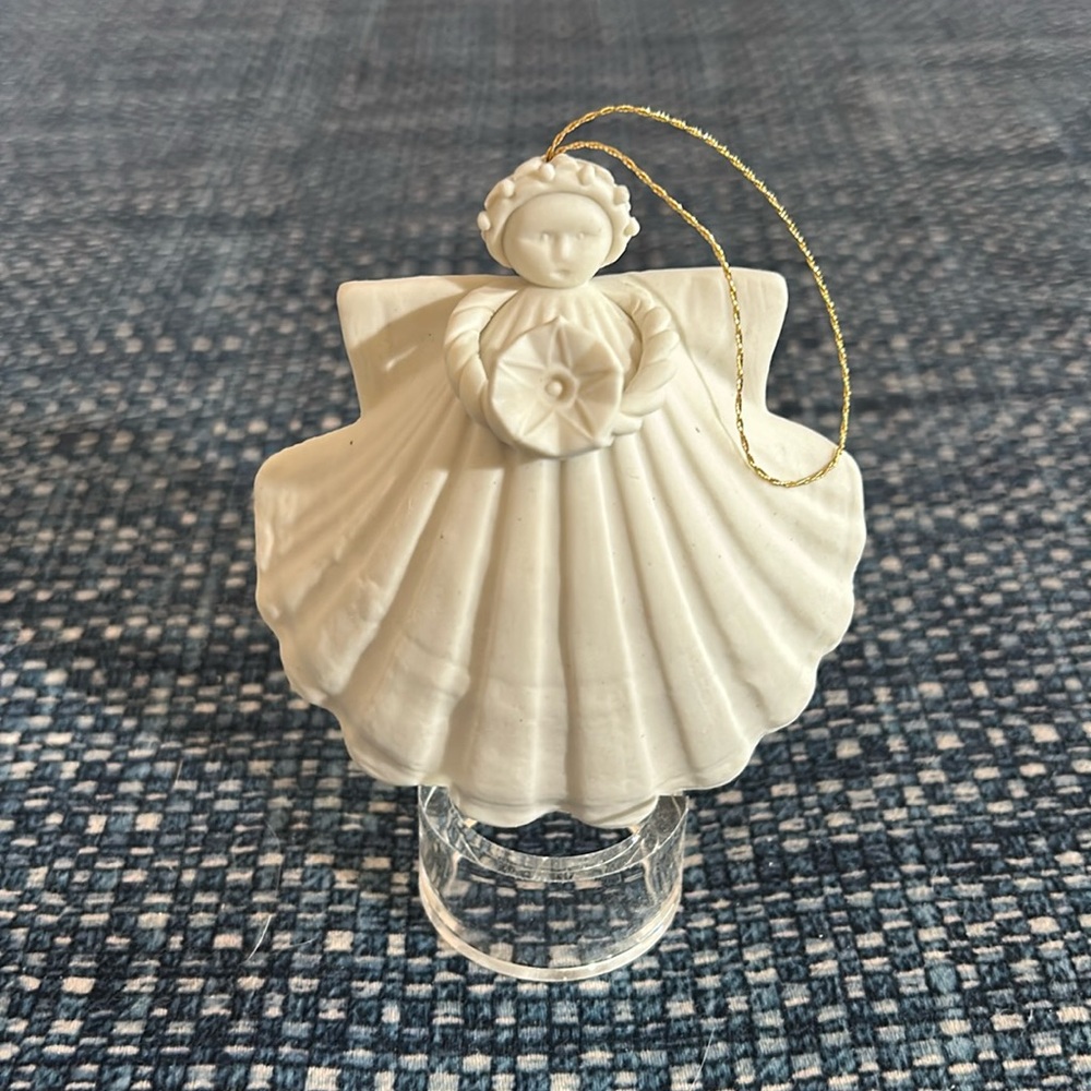 Margaret Furlong 1996 Porcelain “Morning Glory” Angel Christmas Ornament